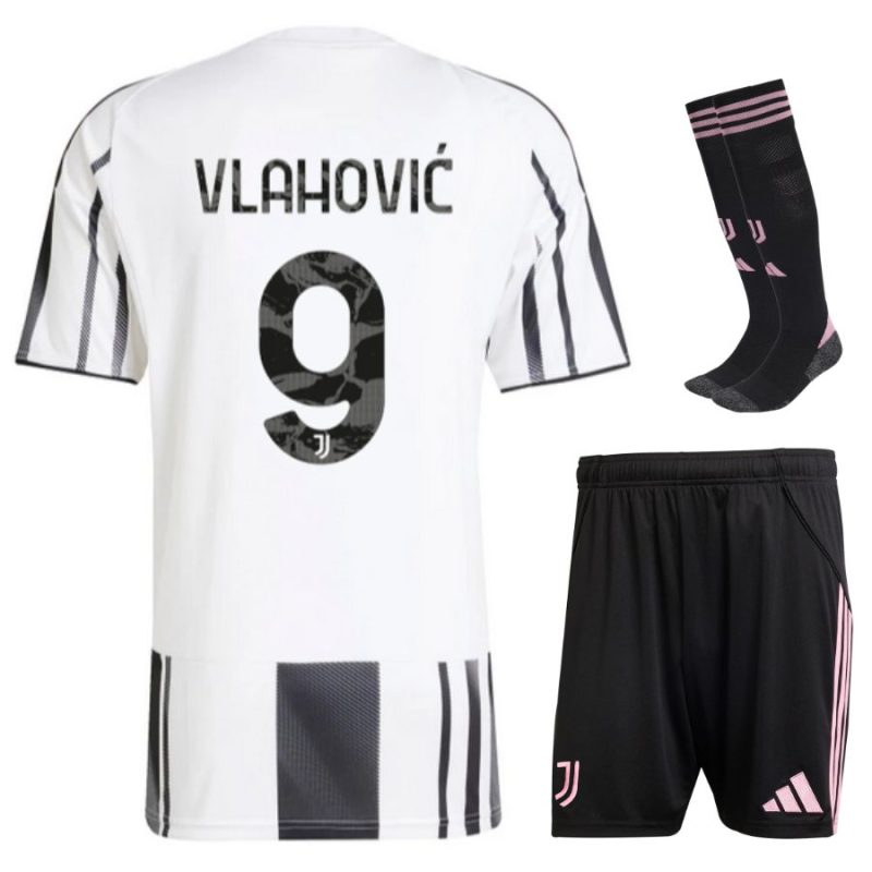 Maillot Kit Enfant Juventus Domicile 2025 2026 Vlahovic Maillot Kit Enfant Juventus Domicile 2025 2026 Vlahovic